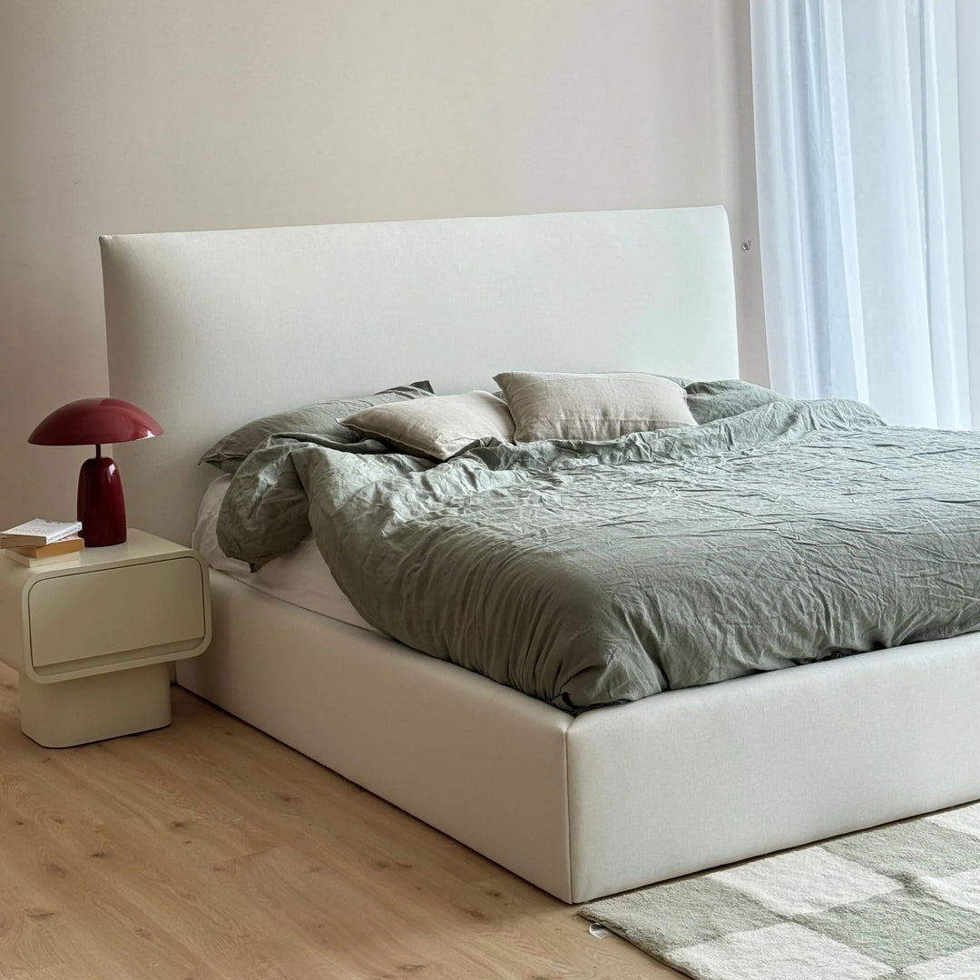 The Samantha Bed