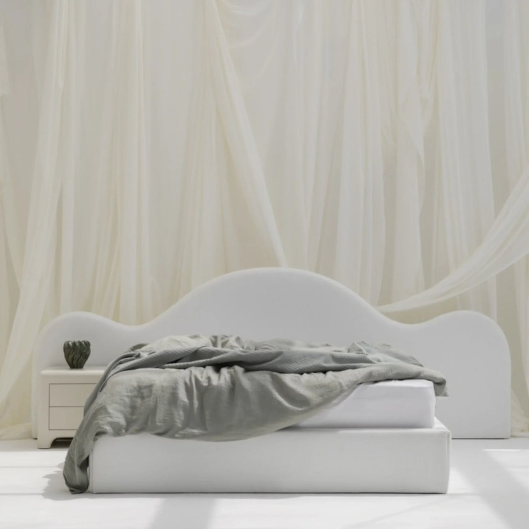 The Belinda Bed