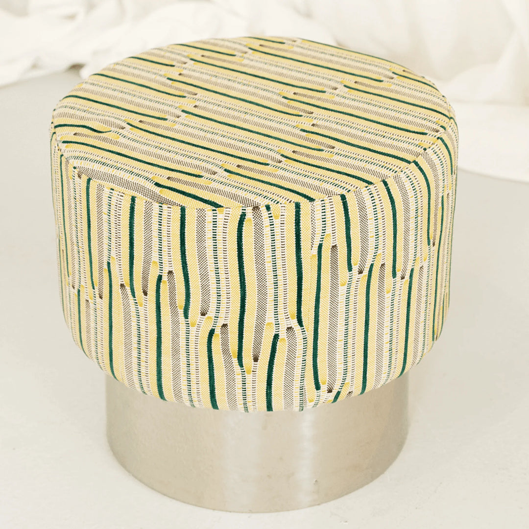 The Della stool
