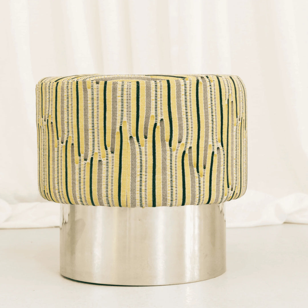 The Della stool