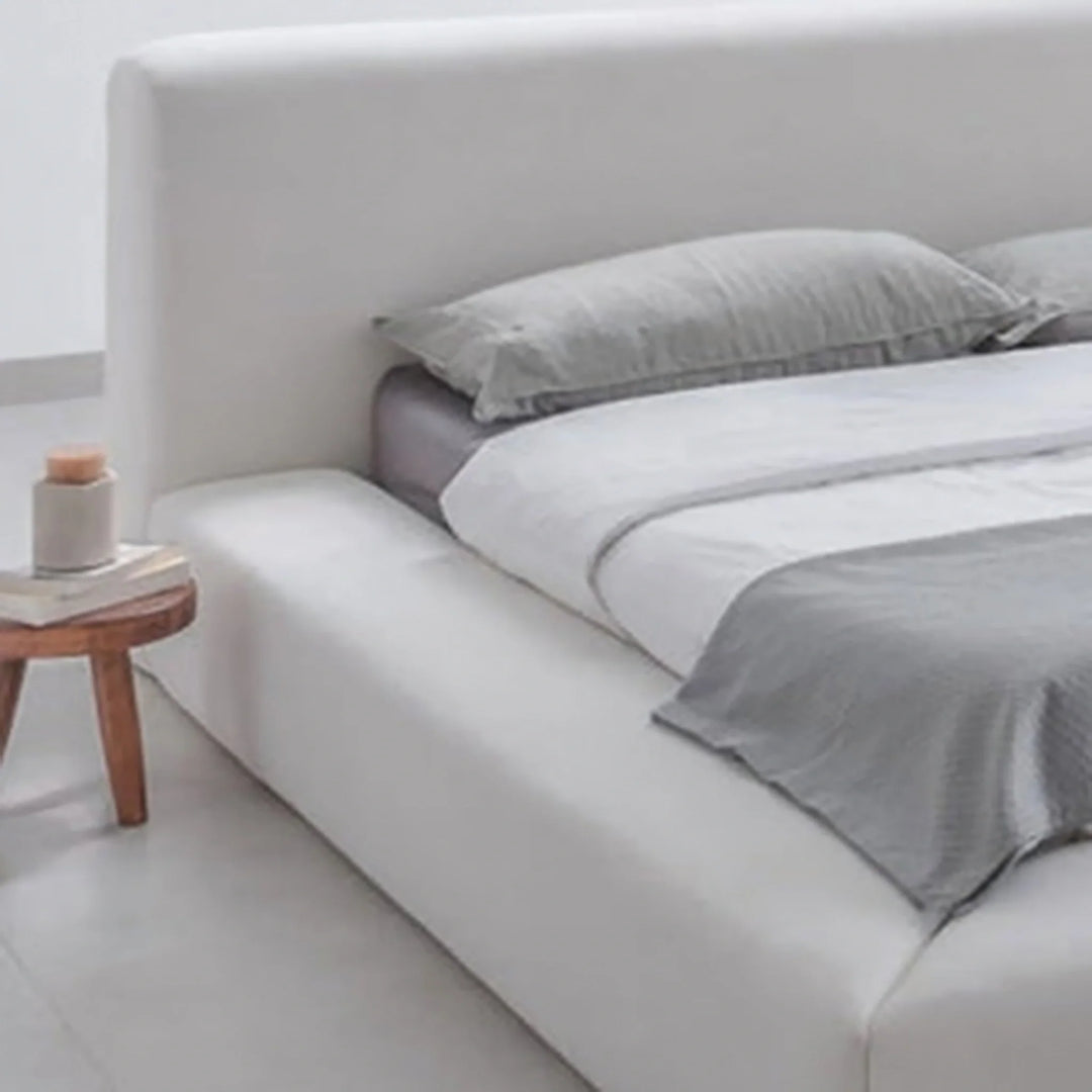 The Stella Bed